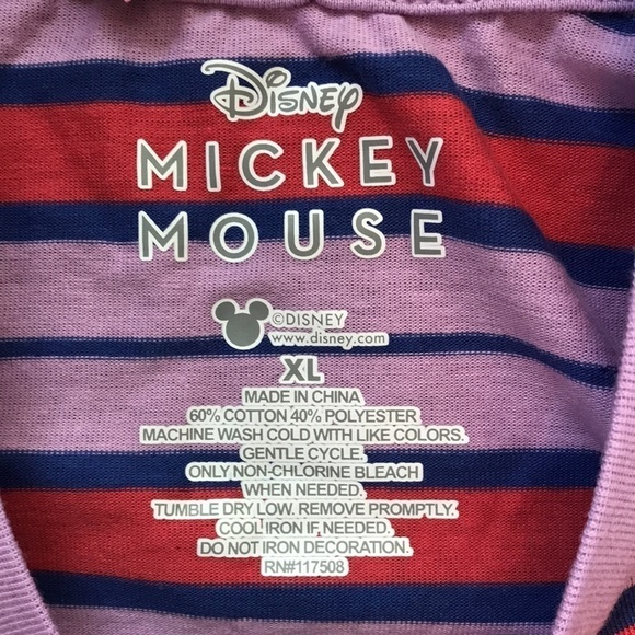 NWT Women’s XL cropped baby tee Mickey Mouse purple - Picture 4 of 5